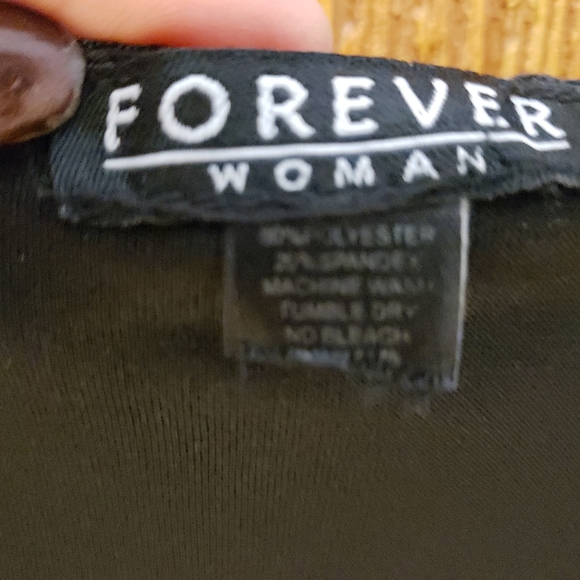 Tank top - Picture 2 of 5